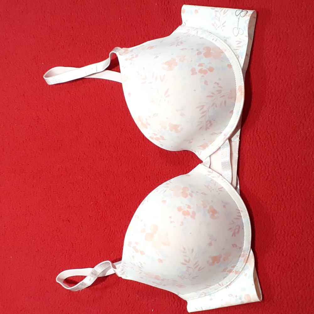 JESSICA SIMPSON BRA.